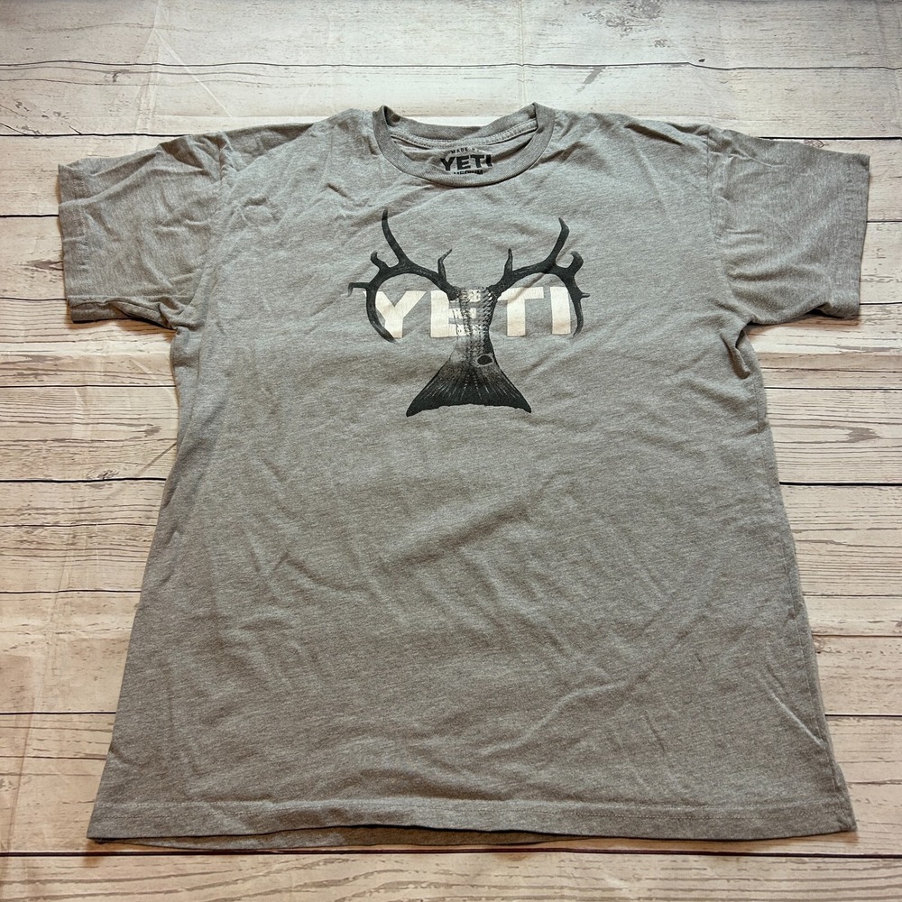 YETI Coolers‎ Crew Neck T-Shirts Gray Fishing Short Sleeve Men's Size Medium